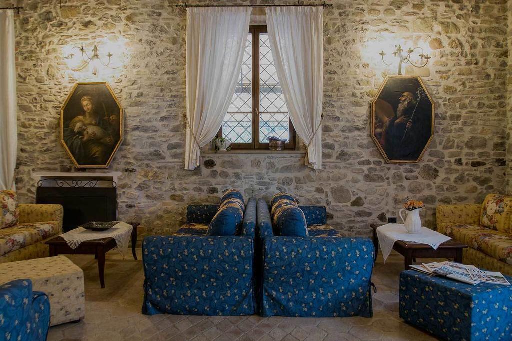 Country Hotel Poggiomanente ウンベルティデ エクステリア 写真