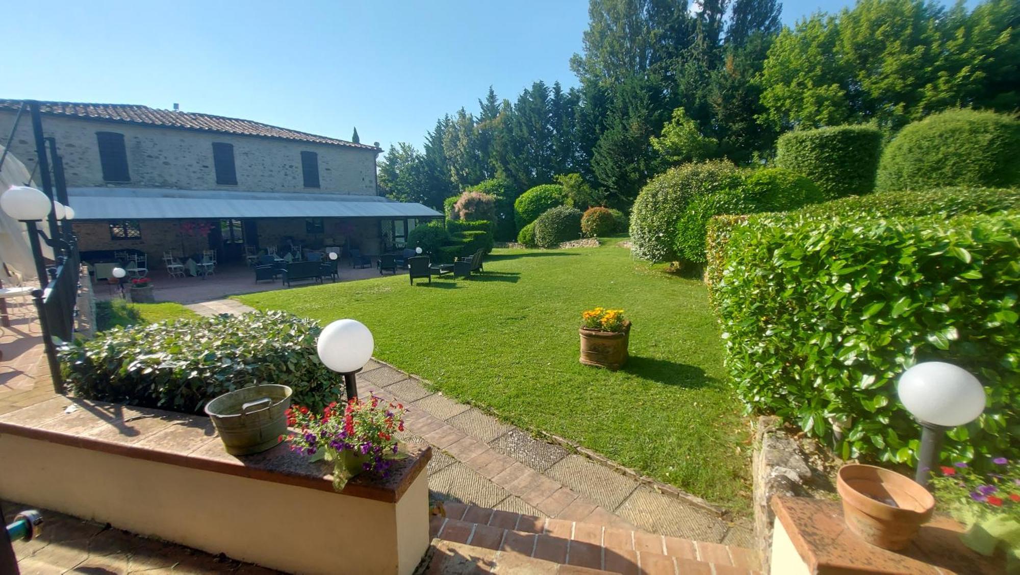 Country Hotel Poggiomanente ウンベルティデ エクステリア 写真