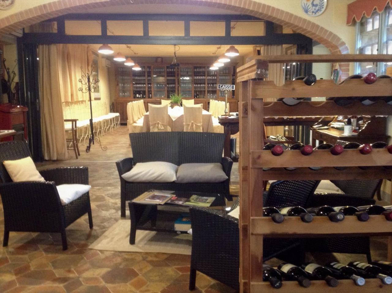Country Hotel Poggiomanente ウンベルティデ エクステリア 写真